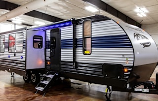 2022 Forest River RV Cherokee 274WK (VIN 7604)