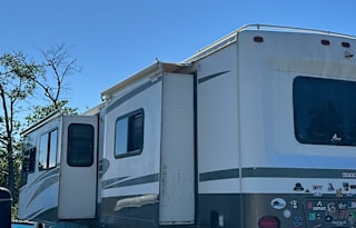 2006 Forest River RV Georgetown XL 337DSF