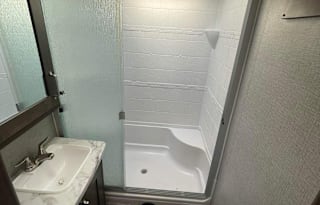 2020 Keystone RV Laredo 330RL