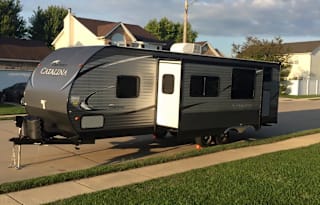 2016 Coachmen Catalina Travel Trailer, Sleeps 11 Pickup or delievery