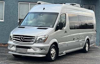 Airstream Interstate Lounge EXT