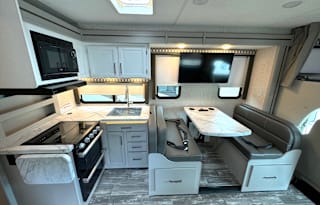 2025 Thor Geneva 29VT