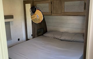 2021 Forest River RV Salem 31KQBTS