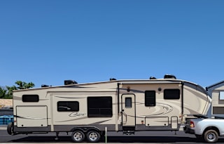 Luxury Desert Wanderer-Two Private Bedrooms