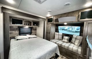 2021Venture RV SportTrek Touring Edition STT343VIB