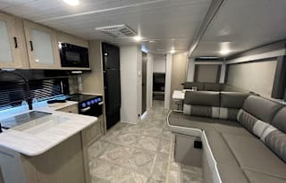 2023 Forest River RV Wildwood X-Lite 273QBXL