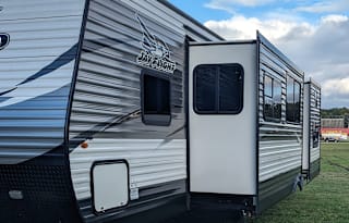 #4 MI - Sagmoe Family (36-foot bunkhouse camper)