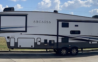 2021 Keystone RV Arcadia 3660RL
