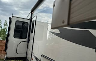 2021 Keystone Montana 3780 RL