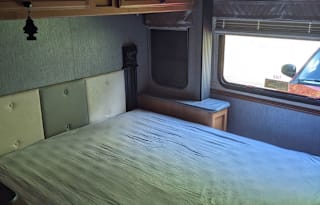 Fleetwood Jamboree Searcher 31m 2015