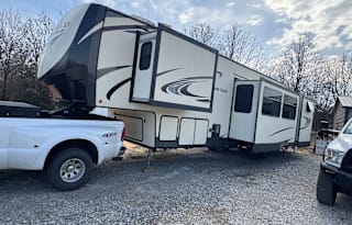 2020 Forest River RV Wildwood Heritage Glen 356QB