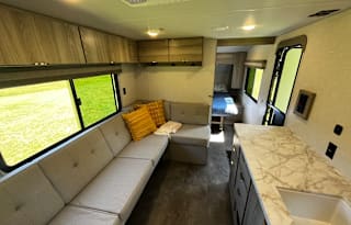 King bed, 2 bunks - commercially insured