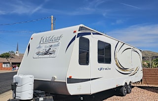 2012 Forest River RV Wildcat extraLite 27RLS