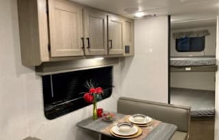 2021 Keystone RV Hideout 26BHSWE