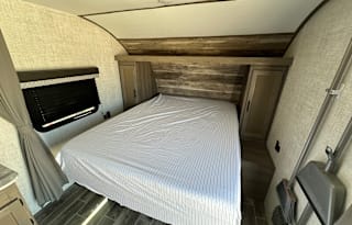 Sleeps 8 - New Travel Trailer Kingsport