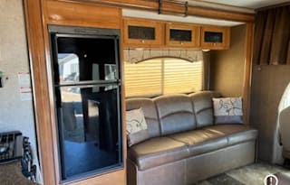2018 Coachmen RV Leprechaun 317SA Ford 450