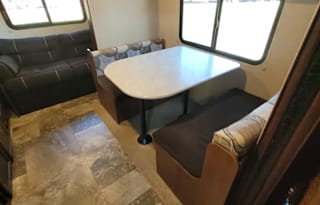 2015 Jayco Jay Feather SLX 23RLSW