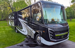 2021 Entegra Coach Emblem 36T