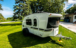 2022 Intech Luna  Teardrop Trailer