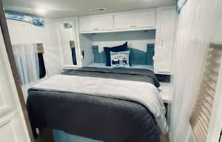 Cozy, Dog Friendly RV