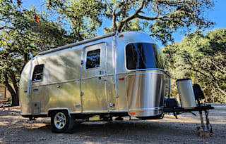 2023 Airstream Bambi 19ft