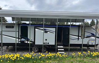 2023 Forest River RV Cherokee Alpha Wolf 33BH-L