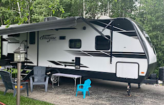 2019 Grand Design Imagine 2400BH