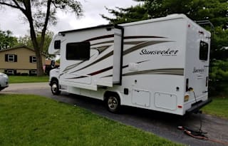 2017 Forest River Sunseeker - Family Friendly RV!!