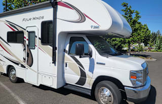 Majestic Spirit-6 seater premium audio unlimited