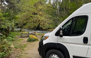 PNW Adventure-Ready, Pet-Friendly, Cozy CamperVan
