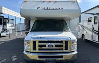 Winnebago 8 Person Relaxation Station