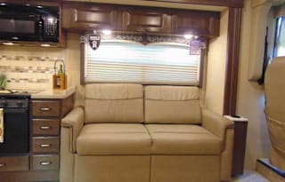 2019 Thor Motor Coach Hurricane 31Z