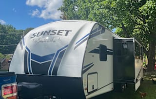 2021 CrossRoads RV Sunset Trail Super Lite SS288BH