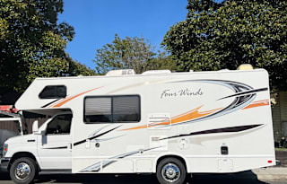 2010 Thor Four wind 23A Majestic