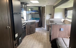 2020 Forest River RV Cherokee Grey Wolf 27DBH