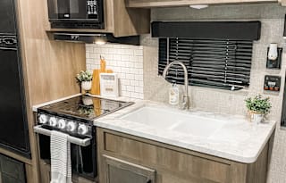 Bunk House! 2022 Jayco Jay Flight SLX 264BH