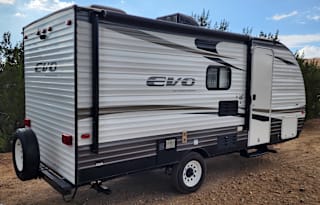 AWESOME off grid affordable light weight trailer!