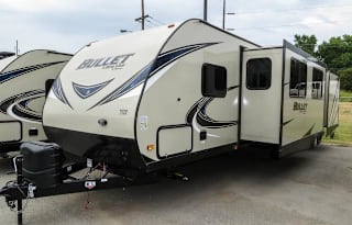 2018 Keystone Bullet - 2 Slides - Rear Bunkhouse "1ne"