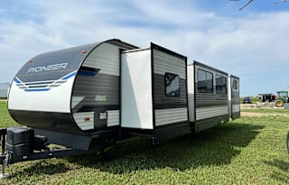 2022 Heartland Pioneer BH 330
