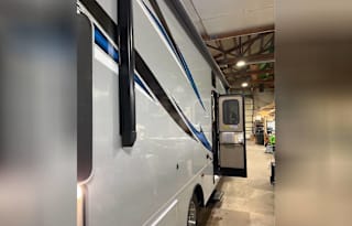 2022 Coachmen RV Pursuit 31BH