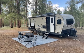 Couples Escape w/ Outdoor Kitchen