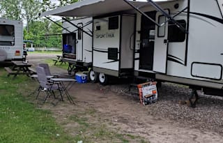 2015 Venture RV SportTrek 320VIK