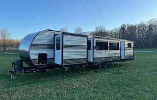 2020 Forest River RV Salem 33TS