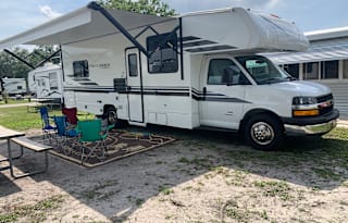 2021 Coachmen RV Freelander 27QB Chevy 4500