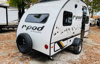 Happy, Little R-Pod Great for Family Trips!