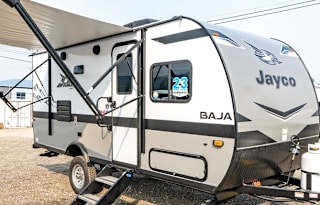 Brand new 21ft jayco adventure on wheels