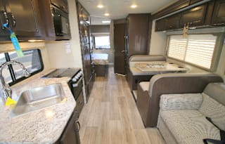 2019 Thor Motor Coach Freedom Elite 28FE
