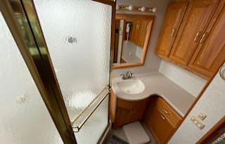 2003 Winnebago Journey 34H