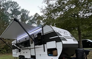 Epic camping adventure. Pet friendly & loaded.