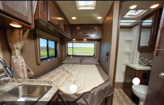 2021 Thor Motor Coach Freedom Elite ClassC